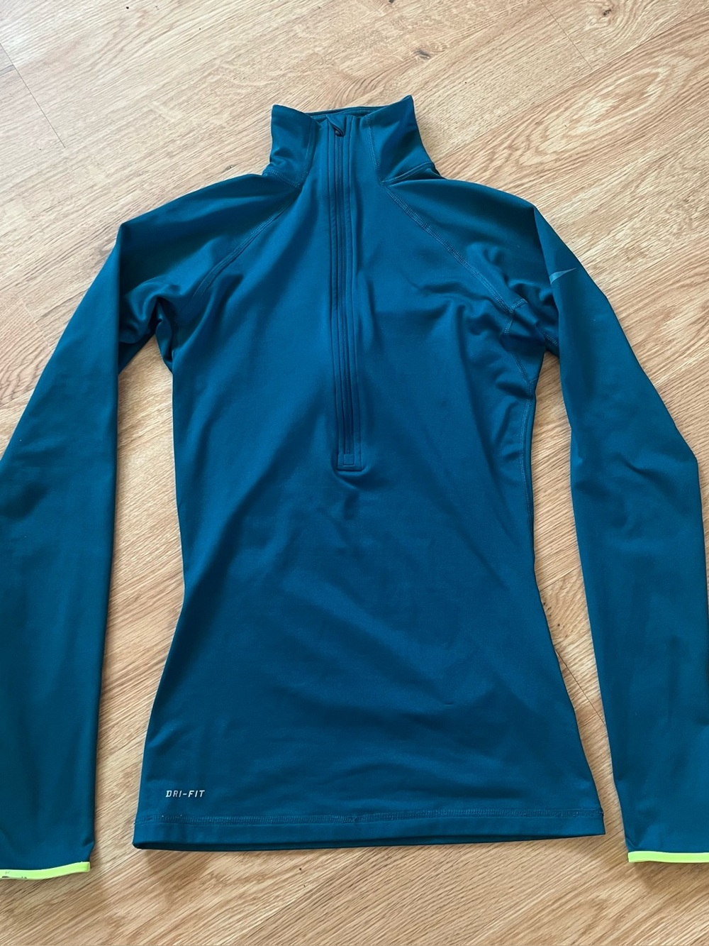 Nike Pro Dri-FIT Women's XS Blue/Green Stretch Slim 1/2 Zip Mock Neck Top